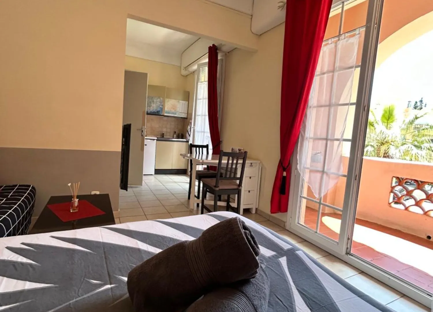 Studio Avec Grand Balcon- Residence De Caractere Bandol France